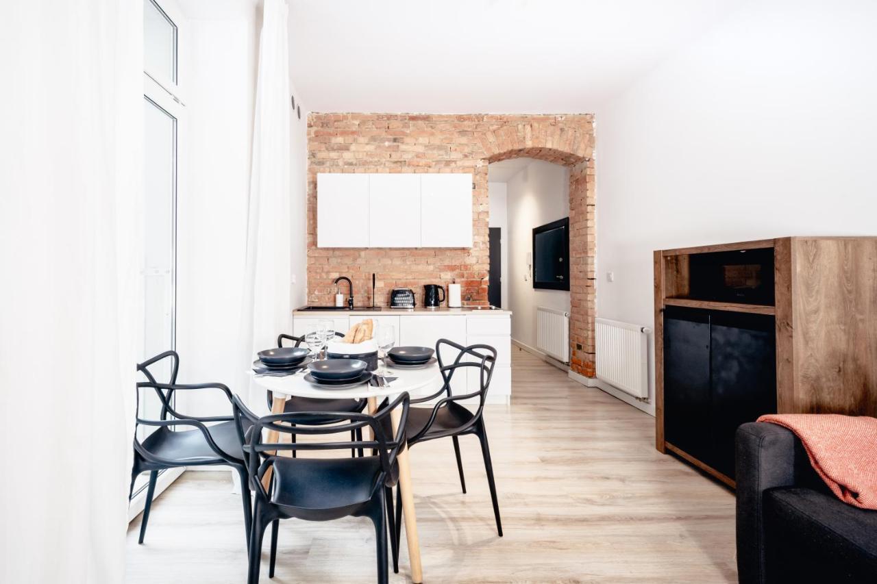 Apartamenty Pamiatkowa 11, 2 Rooms, Self Check In 24H พอซนาน ภายนอก รูปภาพ