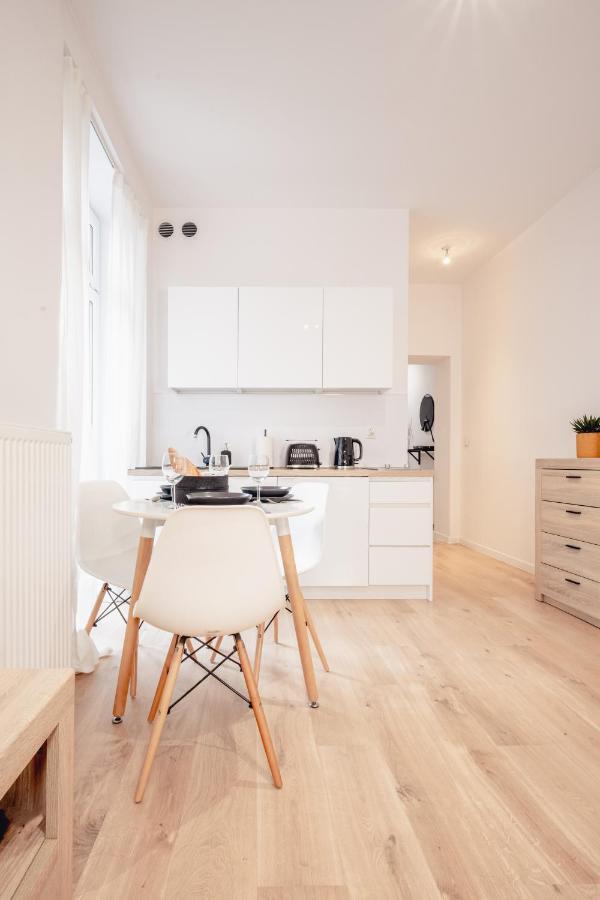 Apartamenty Pamiatkowa 11, 2 Rooms, Self Check In 24H พอซนาน ภายนอก รูปภาพ